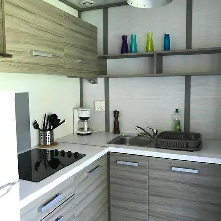 Le Domaine Du Scorff - Hebergements Insolites Chalets 4 A 6 Personnes Et Roulottes Kernascléden Buitenkant foto