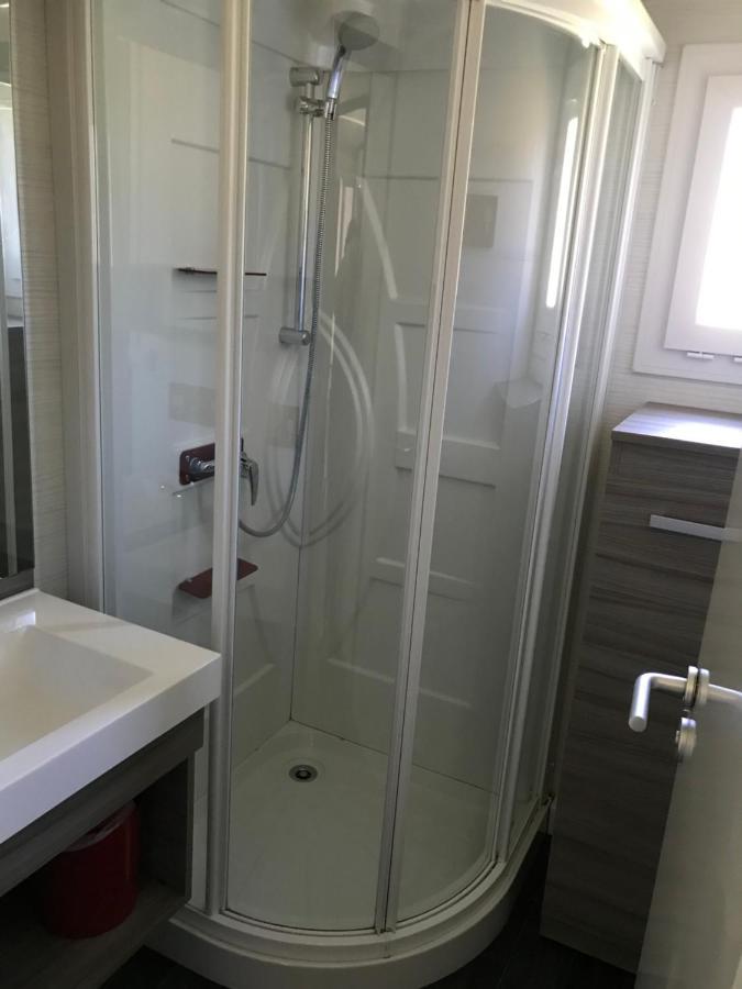 Le Domaine Du Scorff - Hebergements Insolites 4 A 6 Personnes Et Roulottes *